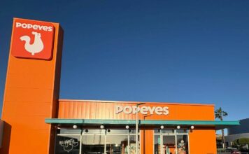Popeyes refuerza su presencia en el área de Sevilla con un nuevo local en Camas