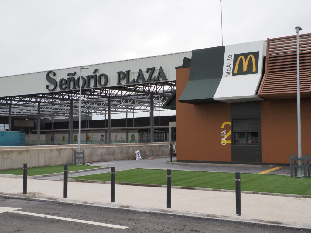Señorío Plaza logo