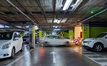 Infraestructura silenciosa: cómo un parking bien gestionado impulsa el centro comercial