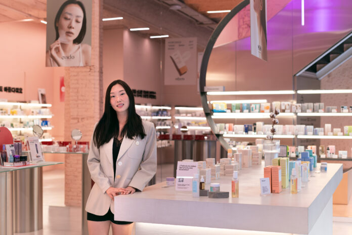 Lilin Yang, cofundadora y CEO de MiiN Cosmetics 10