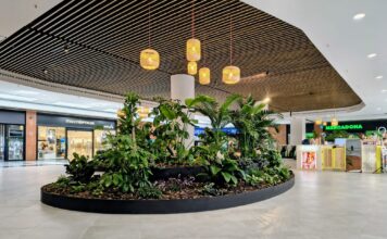 El parque comercial Granaita culmina su proyecto de reforma con una nueva isla central