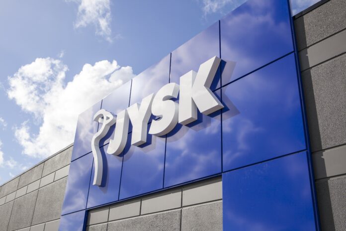 JYSK_fachada (1)