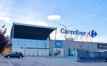 LRi21 adquiere el centro comercial Jaca con 13.500 m2