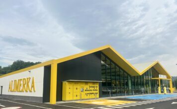Alimerka inaugura en El Prestín (Parres) uno de sus supermercados más singulares y modernos
