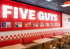 Five Guys abre su primer restaurante en Palma de Mallorca