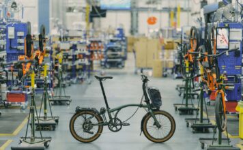 Decathlon Pulse se alía con Brompton para acelerar la micromovilidad y el ciclismo urbano premium