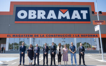 Obramat inaugura su primer almacén en Salt (Girona), el octavo en Cataluña