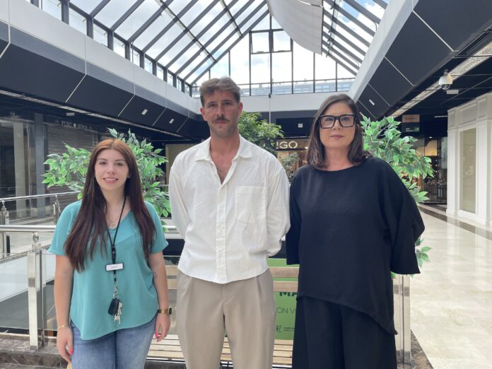 De izq a derecha García, Becerra y Hermida