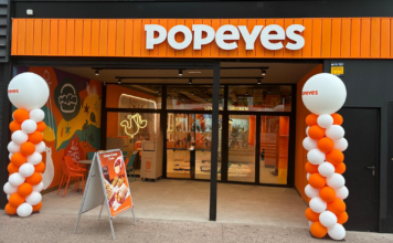 Popeyes abre su primer restaurante en la provincia de Girona y alcanza los 196 locales en España Popeyes Lloret de Mar