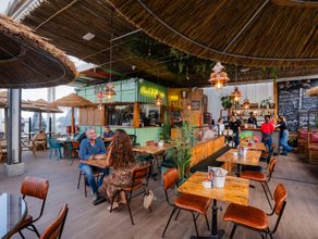 Meridiano completa su oferta de restauración con la incorporación de 200 GR Burger
